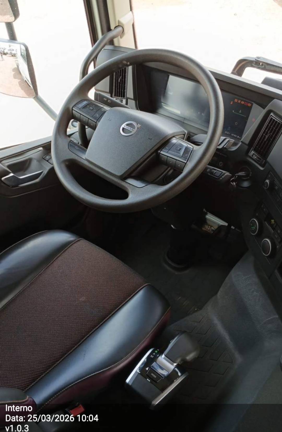 VOLVO