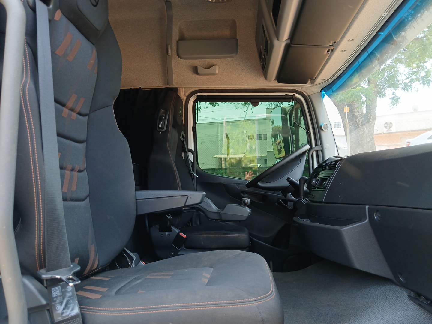 MERCEDES-BENZ/AXOR 2644 LS 6X4