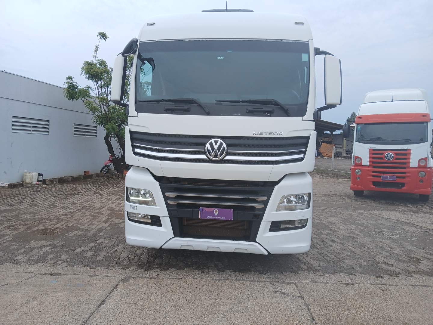 VOLKSWAGEN