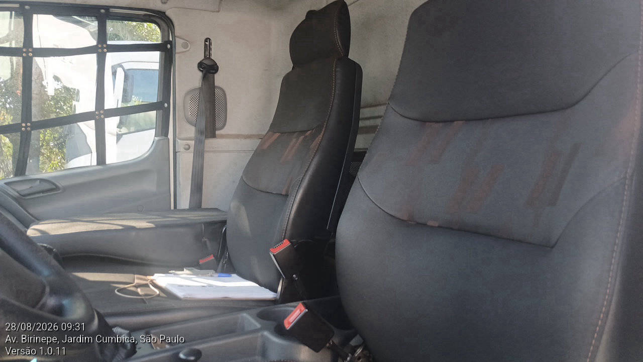 MERCEDES-BENZ ACCELO 1016