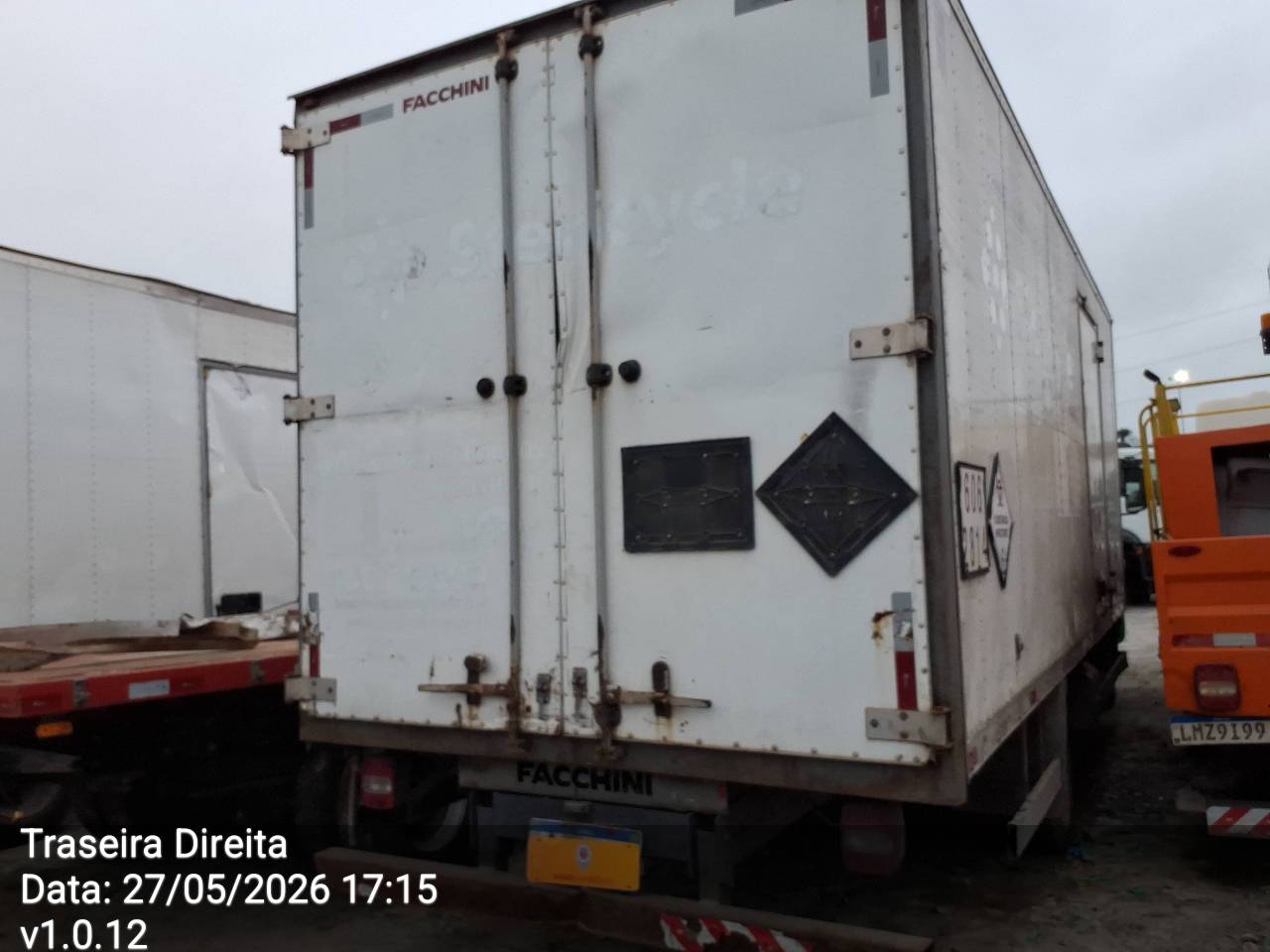 8.160 DELIVERY 4X2