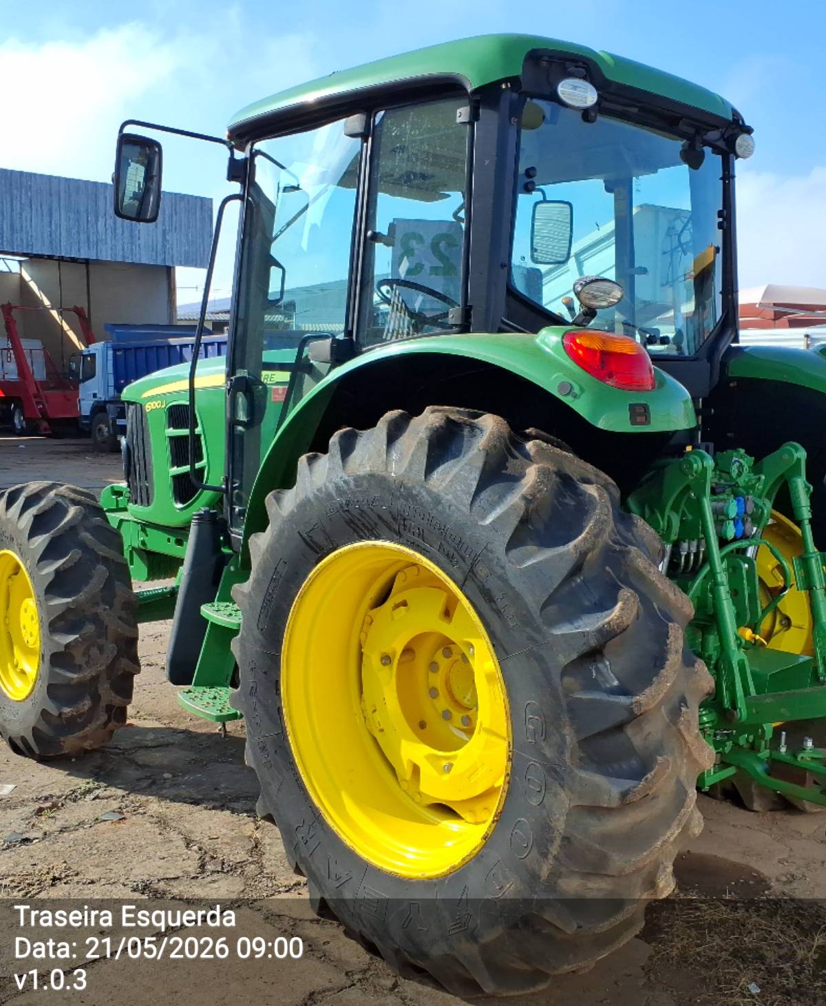 JOHN DEERE