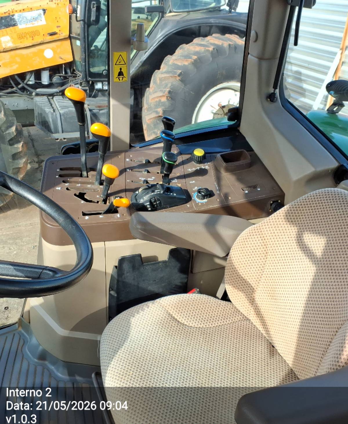 JOHN DEERE