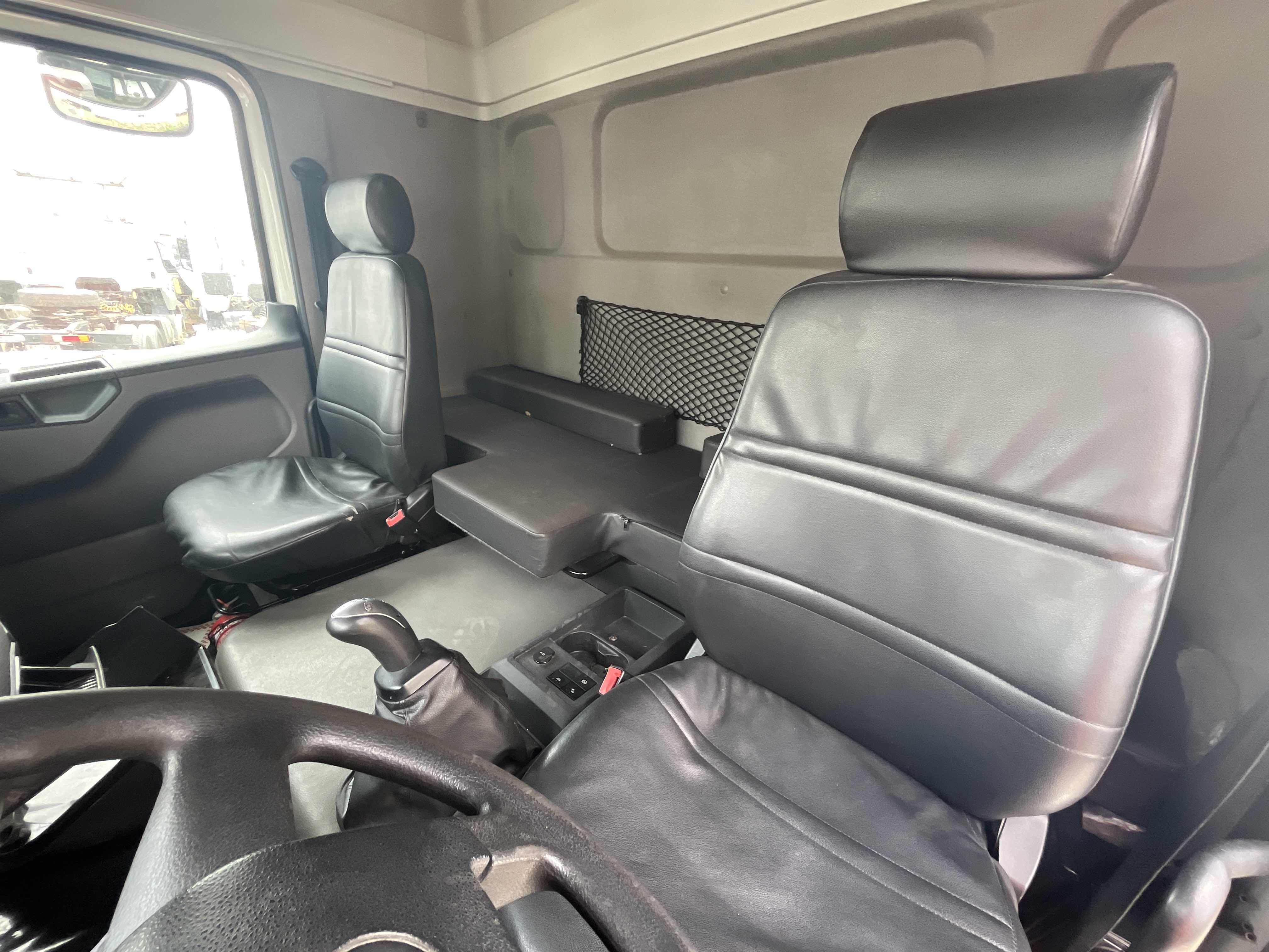 VOLKSWAGEN/25.420 CTC 6X2