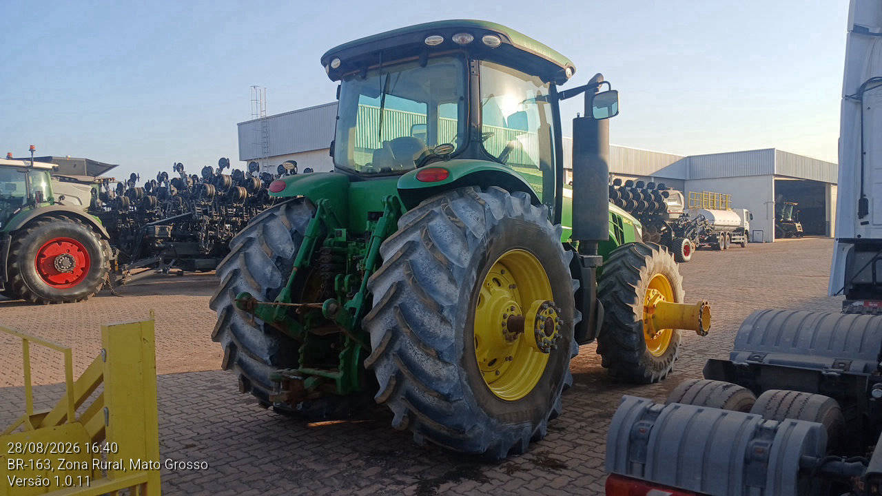 JOHN DEERE