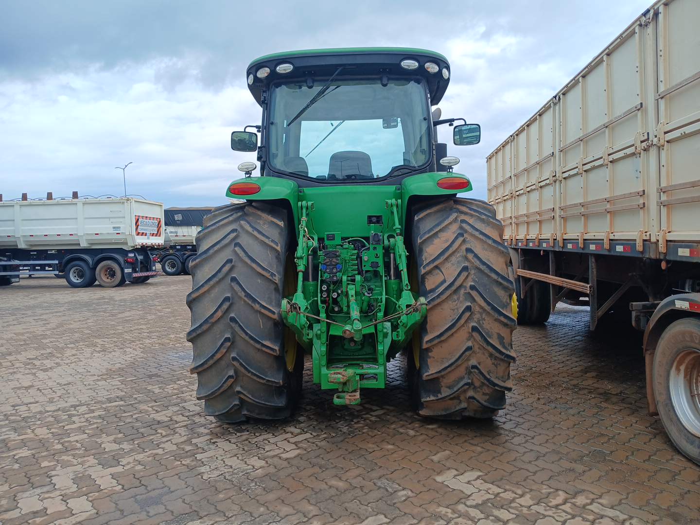 JONH DEERE
