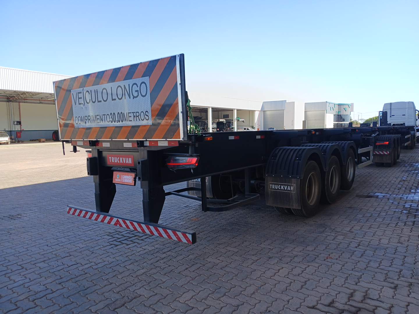 TRUCKVAN
