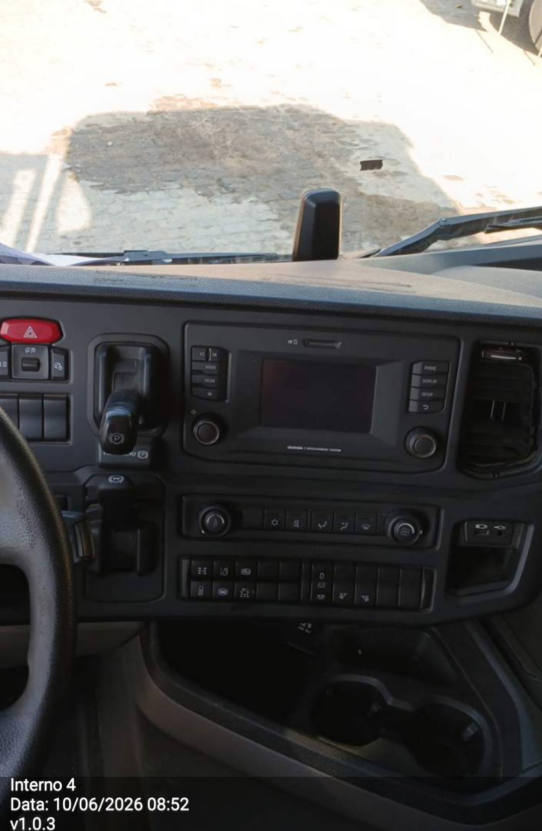 SCANIA