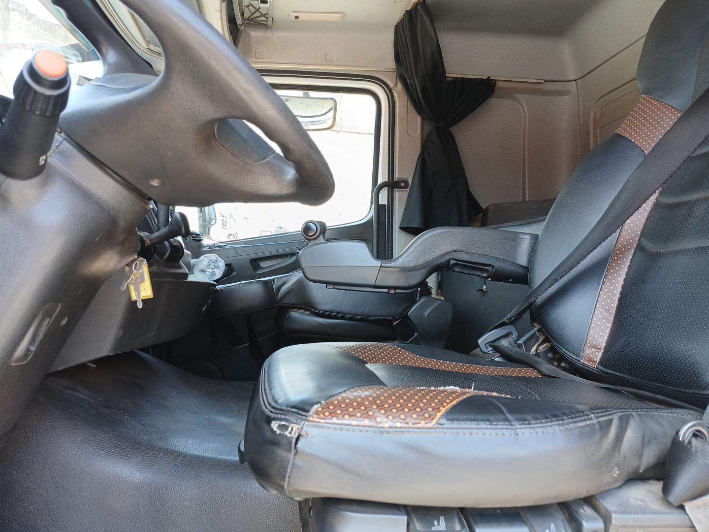 MERCEDES-BENZ/AXOR 3344 S