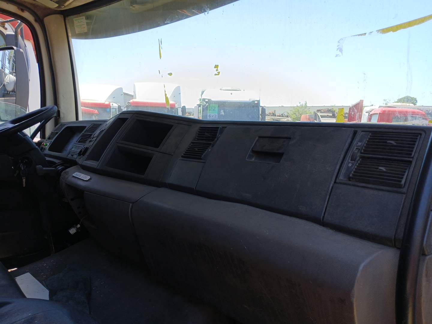 VOLKSWAGEN/15.190 CRM 4X2