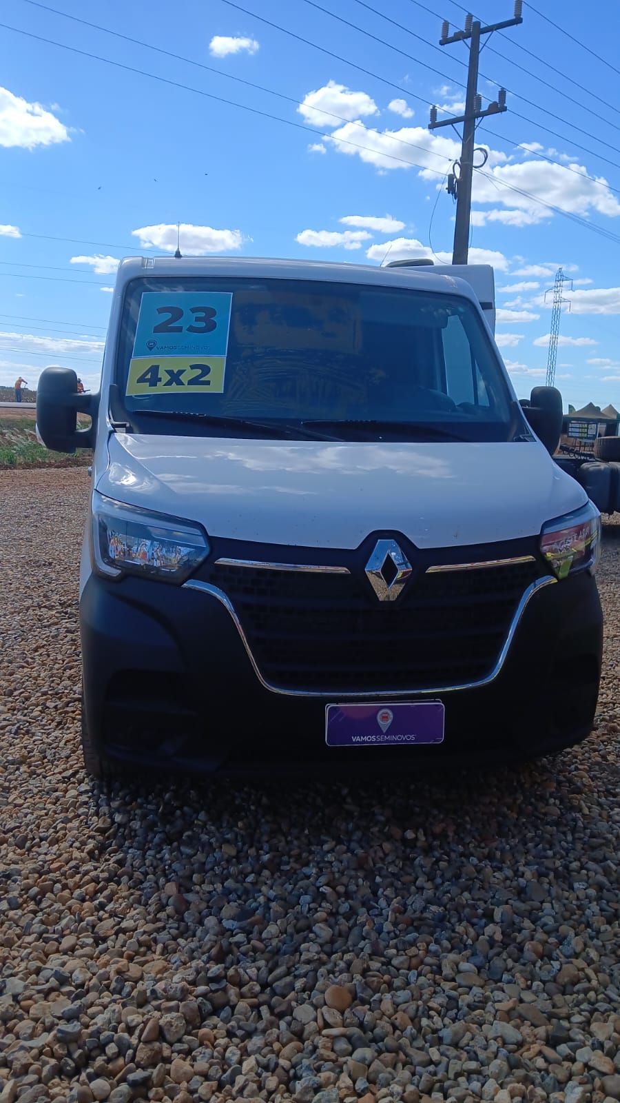 RENAULT