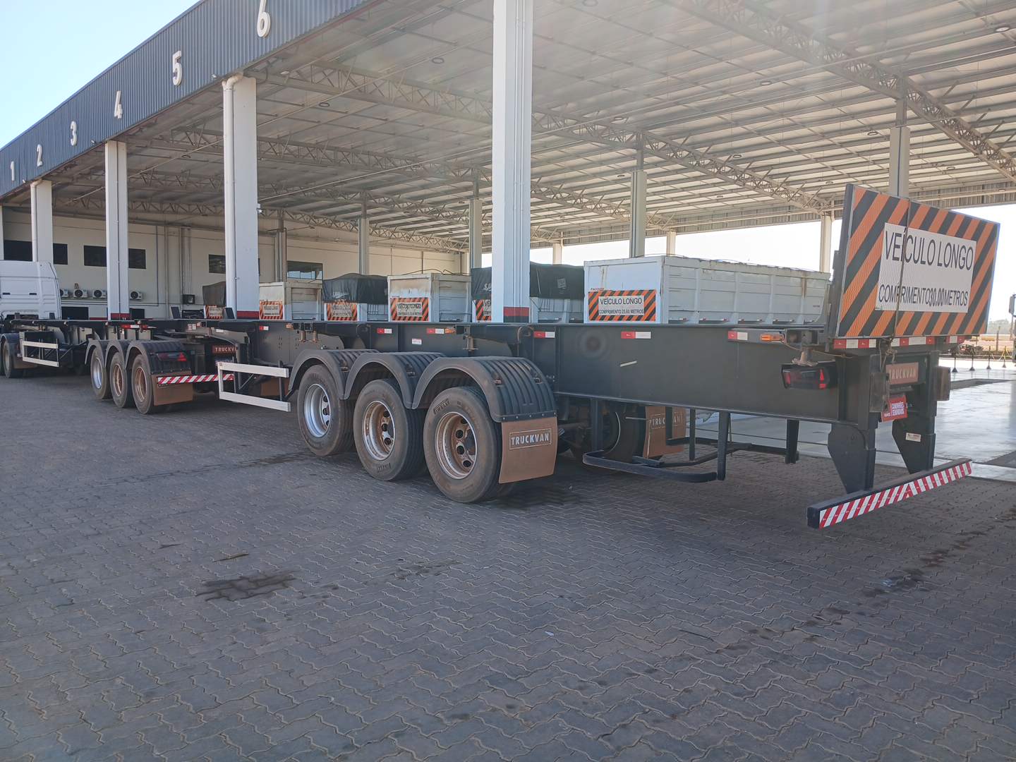 TRUCKVAN