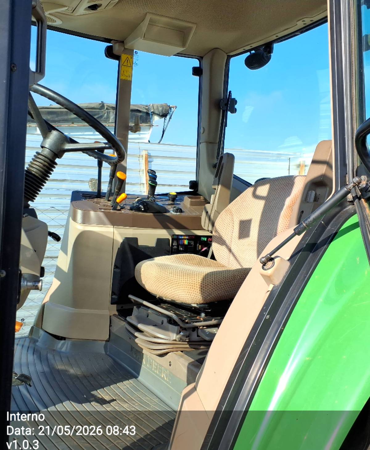 JOHN DEERE
