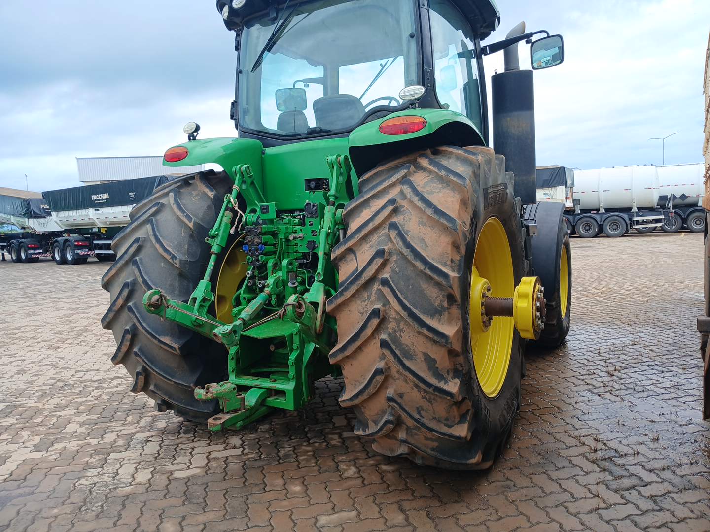 JONH DEERE
