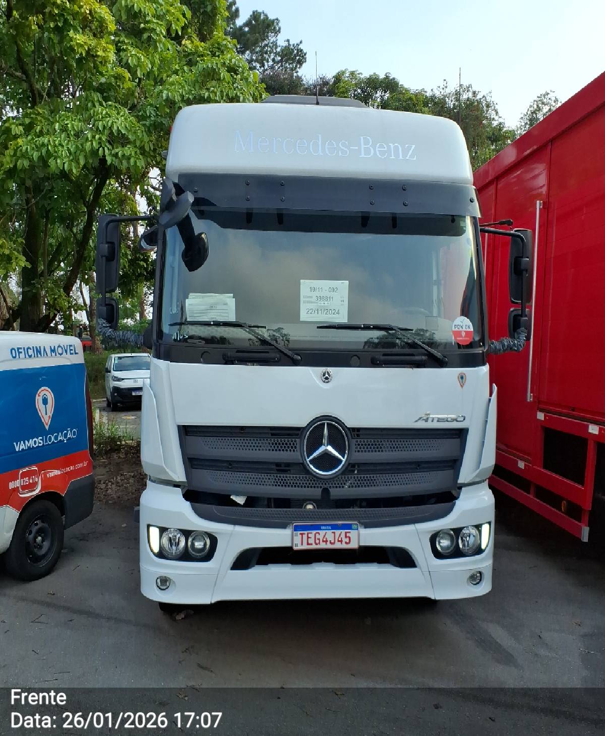 MERCEDES-BENZ