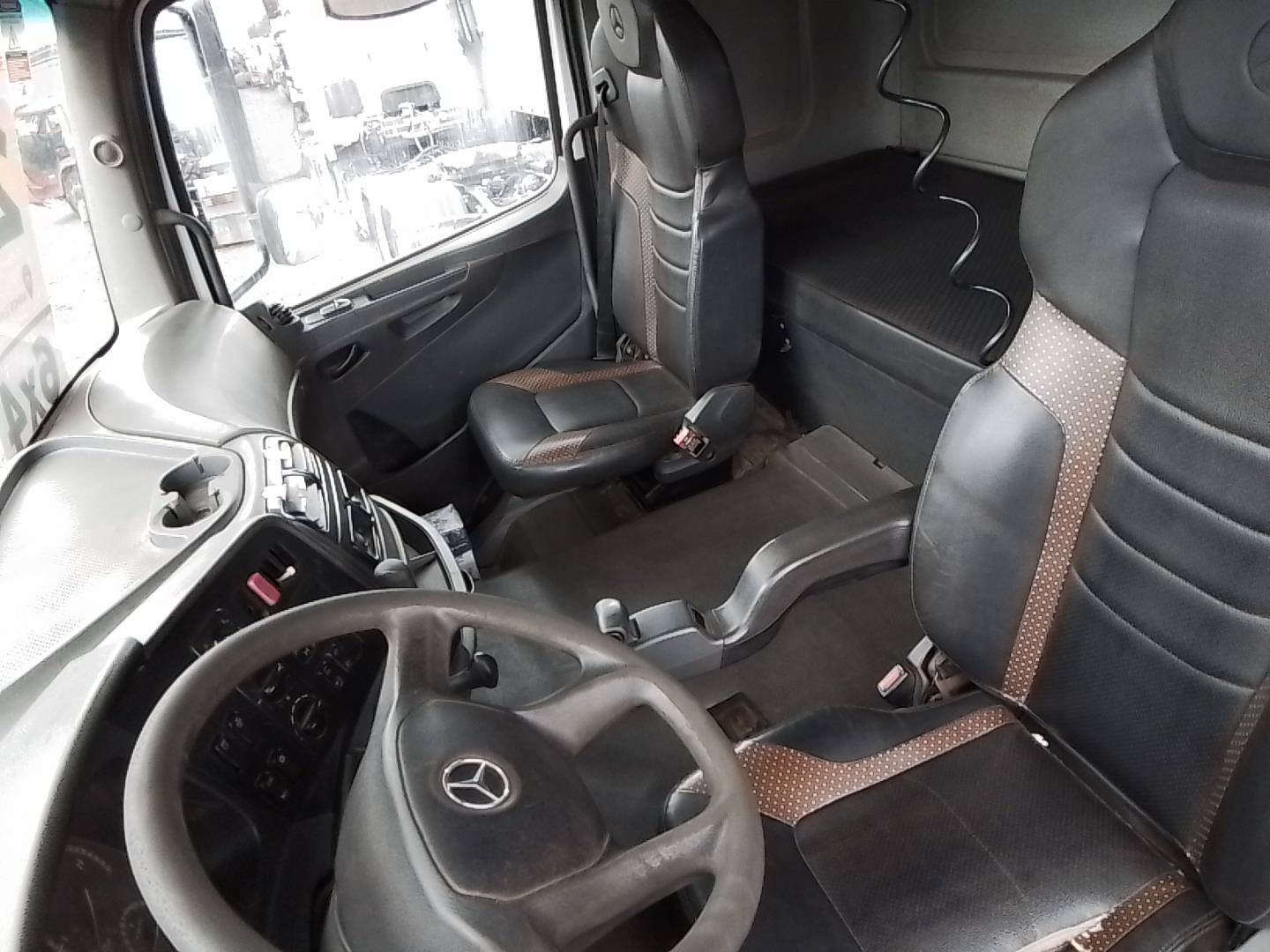 MERCEDES-BENZ/AXOR 3344 S