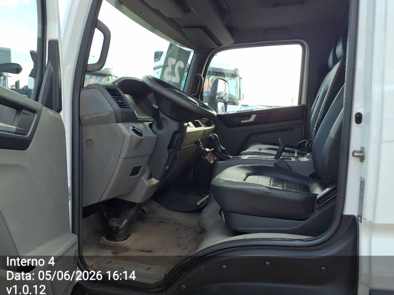 11-180 DELIVERY 2P (DIESEL)(E5)