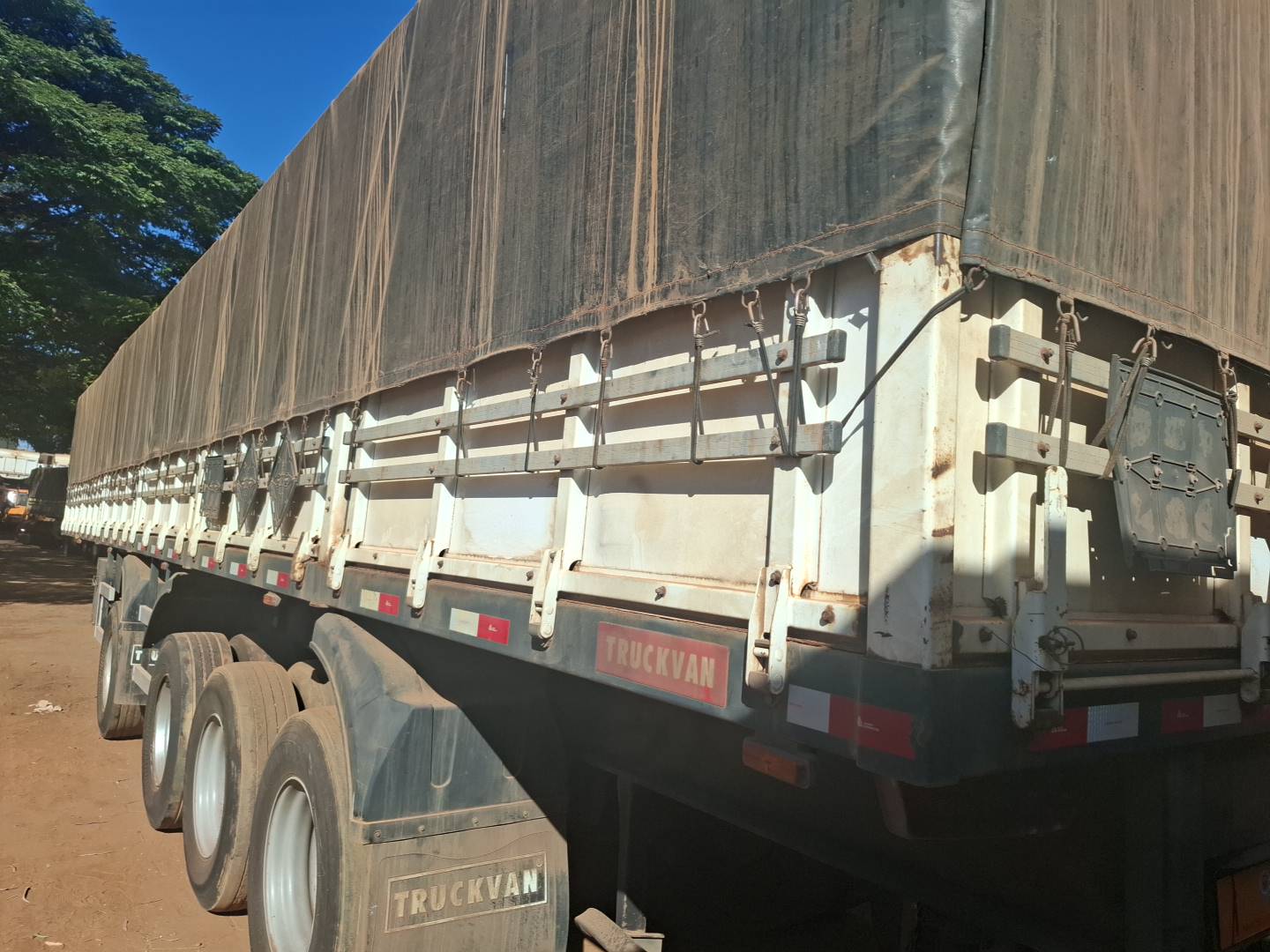 TRUCKVAN